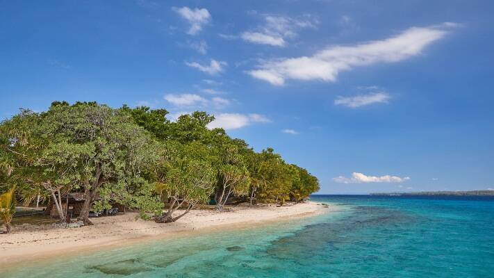 Bokissa Island Beach