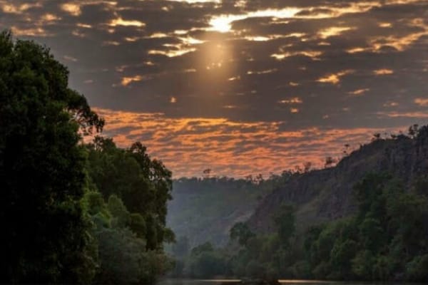 Nitmiluk Gorge Dawn Tour