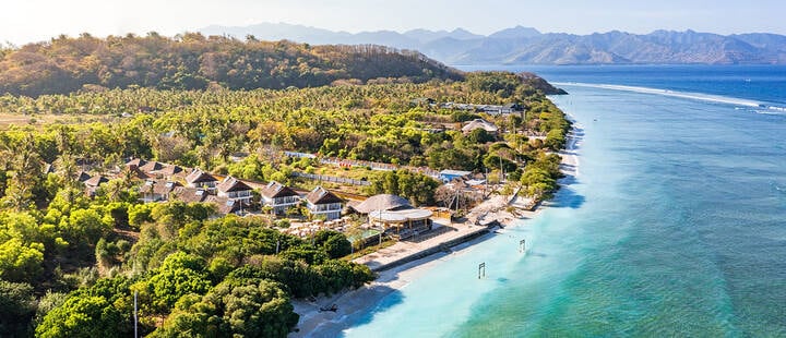 Tropical sea with turquoise water and trees. Gili Trawangan, Indonesia