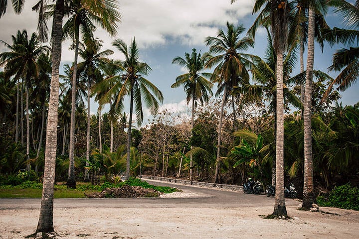 Scooters on paved roads in Nusa Penida