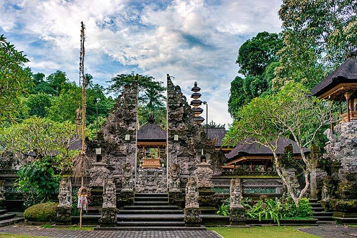 Gunung Lebah Temple, Bali