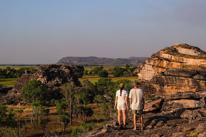Nawurlandja Lookout in Kakadu National Park. Nawurlandja lookout offers world-class views across Anbangbang Billabong to Burrungkuy (Nourlangie) and the Arnhem Land escarpment.  The vistas are impressive all year round. Whether you venture out first thing in the morning or late in the afternoon, you won’t be disappointed. This peaceful spot is a great place to sit and take in the scenery at sunset or watch dramatic storms roll in during the tropical summer.
