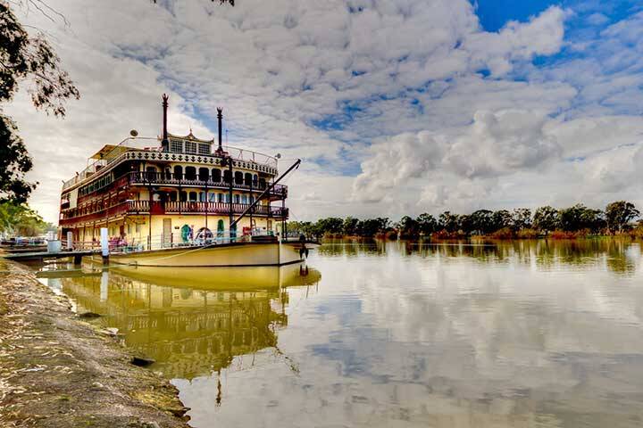 HDR Murray River Princess.  