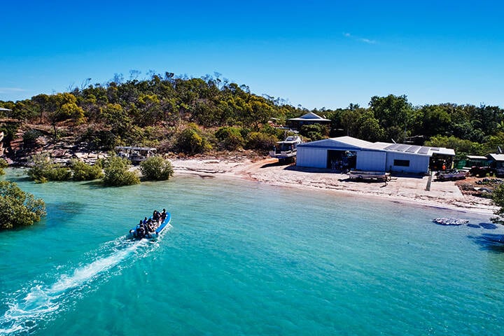 Tour group returning to the Cygnet Bay Pearl Farm on the Dampier Peninsula