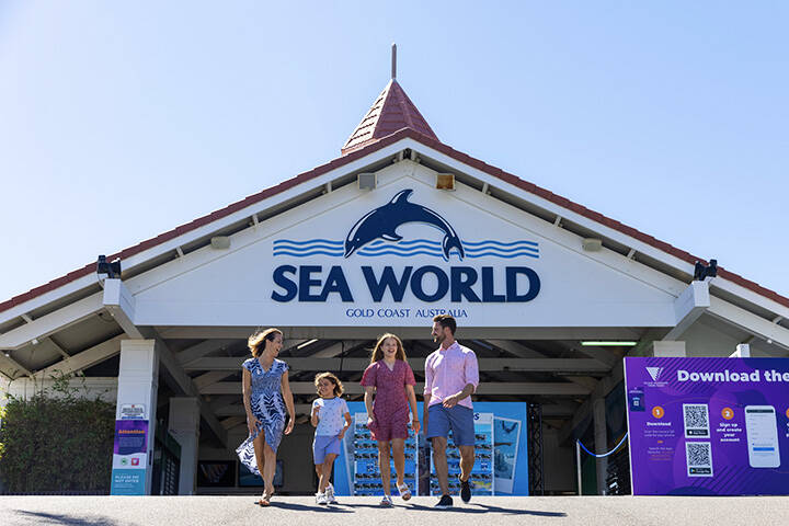 Family at the entrance of Sea World Marine Park