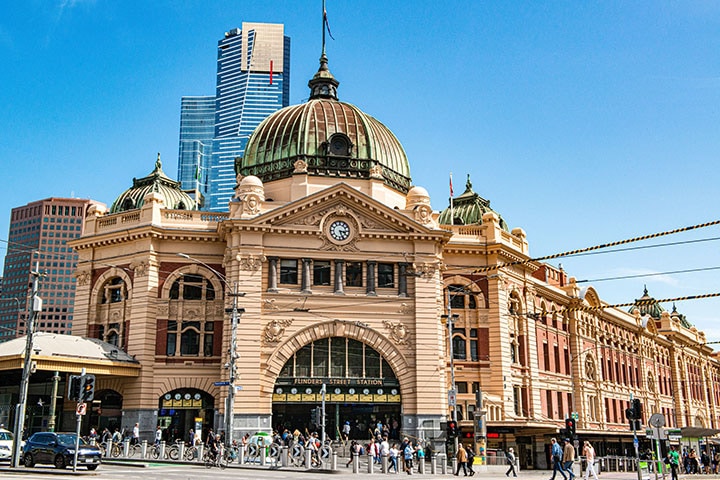 Flinders st station