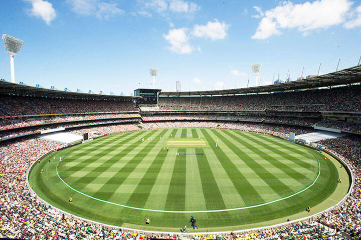 Crowds at the MCG on a sunny day
