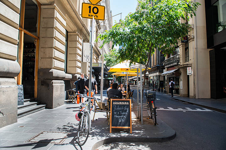 Flinders lane in Melbourne CBD